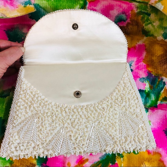 Vintage Beaded Purse with Coin Purse & Eyeglass Holder by Grande Mason Blanche - Picture 6 of 16